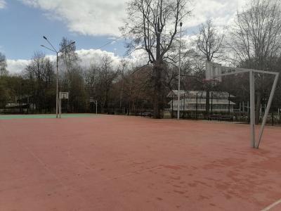 Баскетбольная площадка